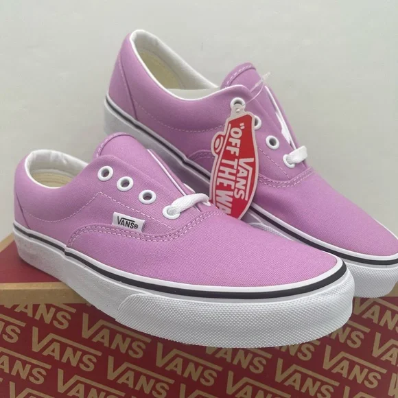 Vans WMNS Era
Orchid/True White Sneakers
VN0A54F13SQ Lavender Accents - Picture 6 of 16